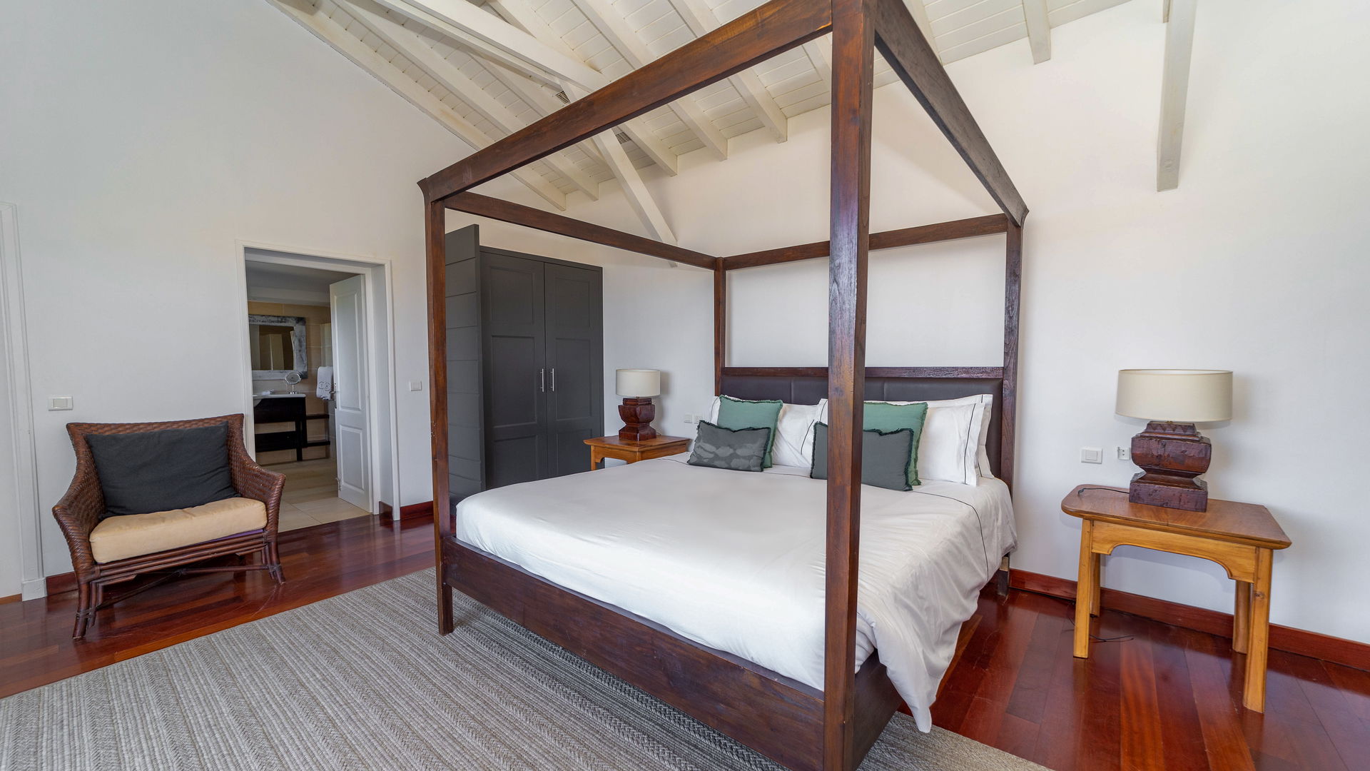 BEDROOM 5