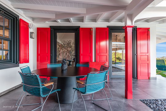 VILLA GENEVIEVE KITCHEN & DINING AREA 11