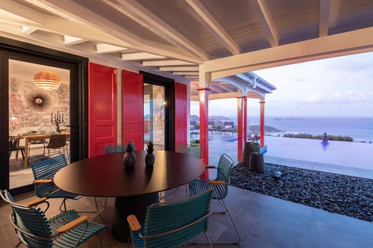 VILLA GENEVIEVE KITCHEN & DINING AREA 12