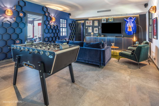 VILLA GENEVIEVE LIVING AREA 1
