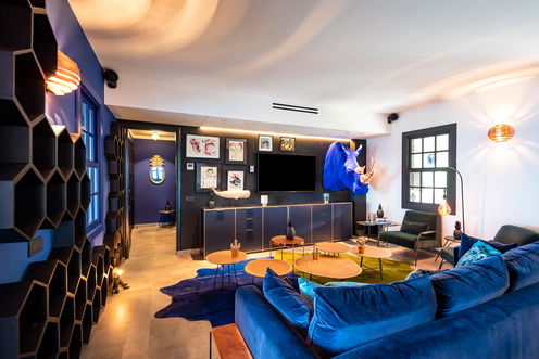 VILLA GENEVIEVE LIVING AREA 3