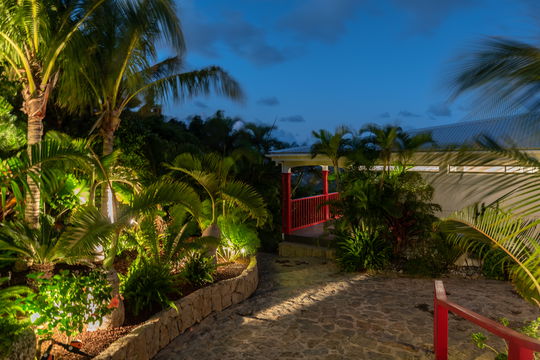 VILLA GENEVIEVE OUTDOORS 10