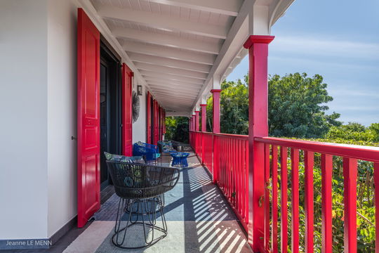 VILLA GENEVIEVE OUTDOORS 8