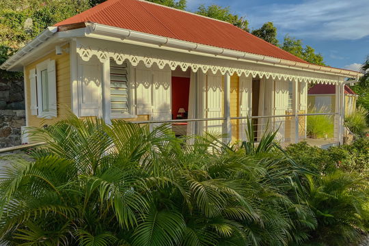 VILLA ENCLOS BEDROOM2 3