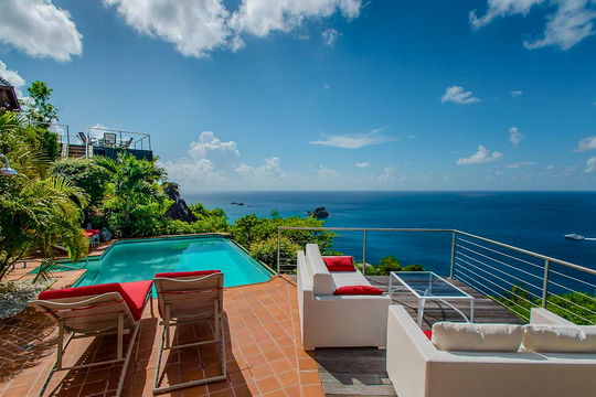 VILLA ENCLOS POOL & TERRACE 4