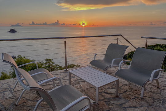 VILLA ENCLOS SUNSET 5