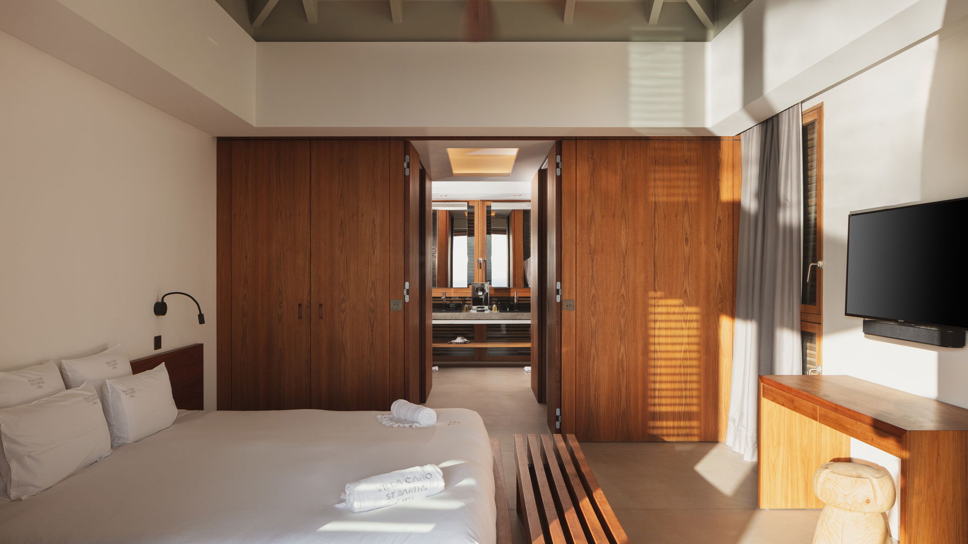 BEDROOM 1