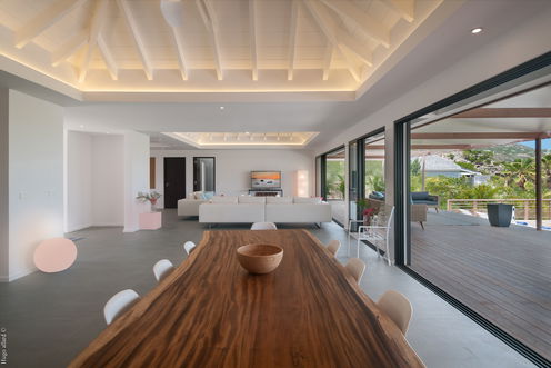 VILLA CAIRN KITCHEN & DINING AREA 1