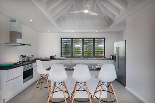 VILLA CAIRN KITCHEN & DINING AREA 4