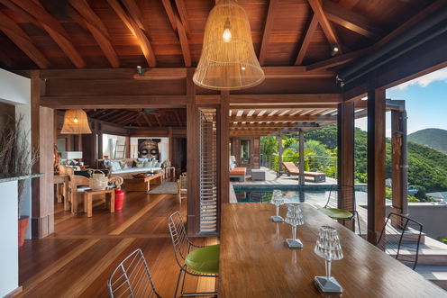VILLA BAYUGITA KITCHEN & DINING AREA 1