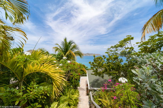 VILLA HELOA OUTDOORS 4