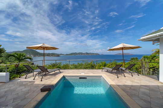 VILLA HELOA POOL & TERRACE 1