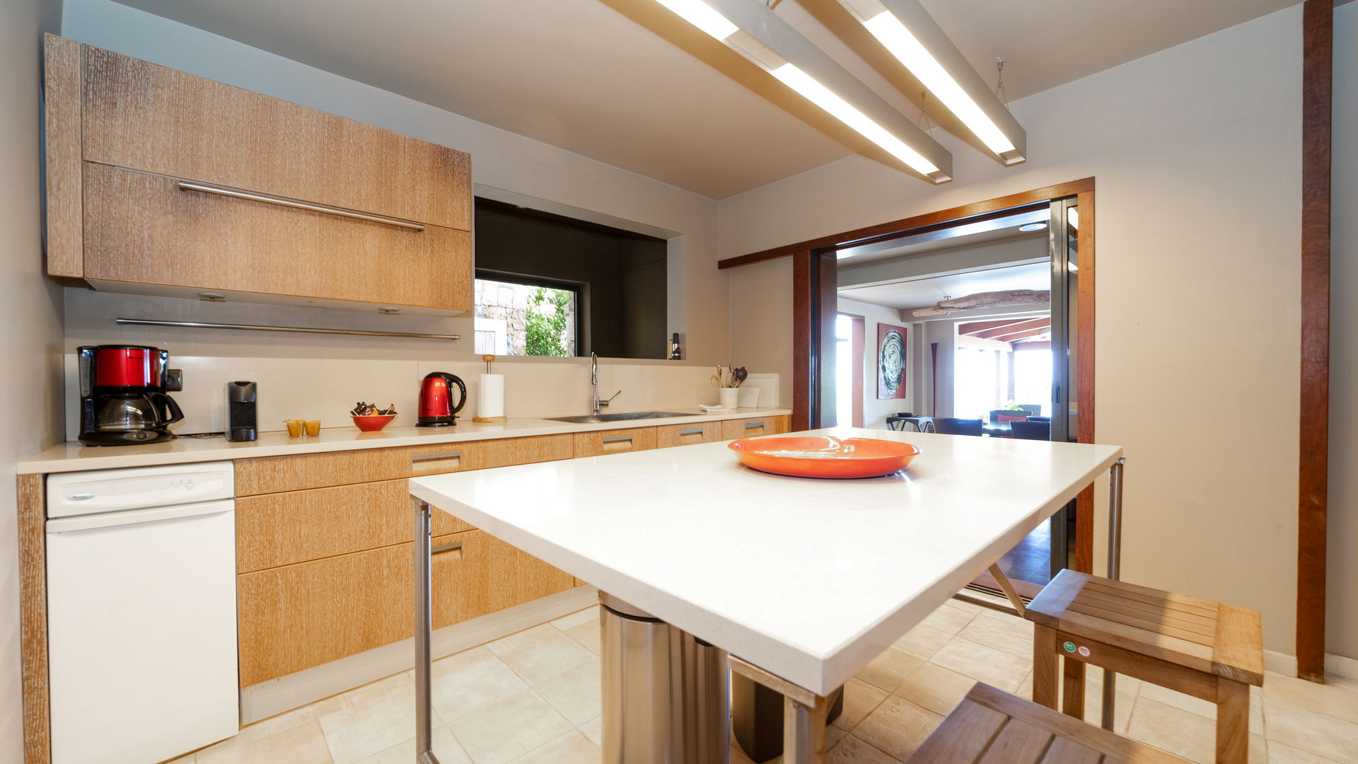 KITCHEN & DINING AREA