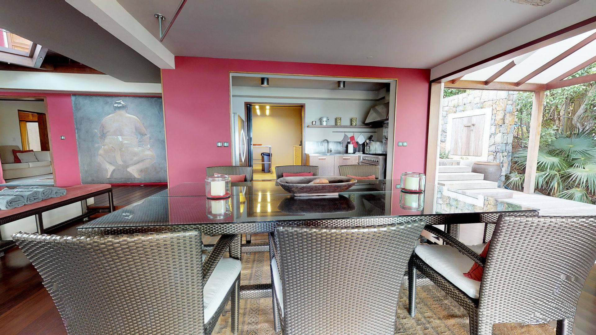 KITCHEN & DINING AREA