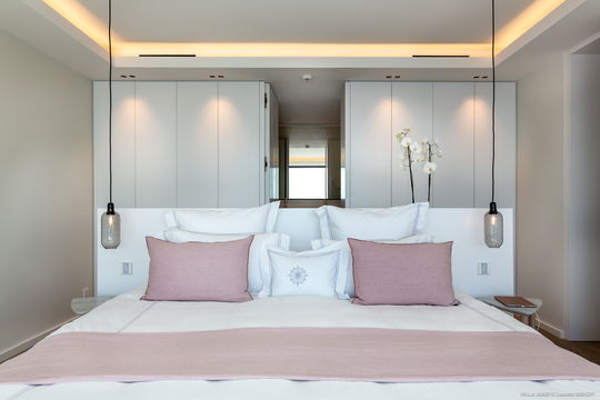 VILLA JUNE BEDROOM2 3
