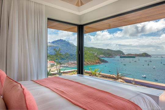VILLA JUNE BEDROOM3 1