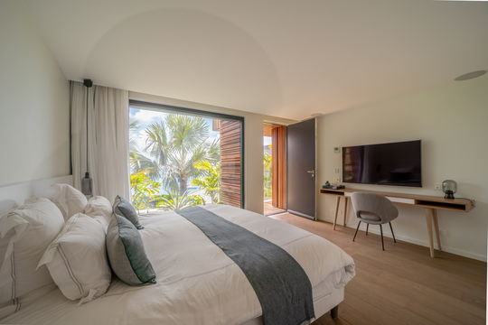 VILLA JUNE BEDROOM6 7