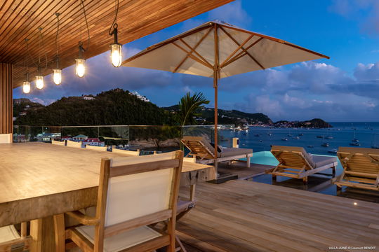 VILLA JUNE BY NIGHT 13