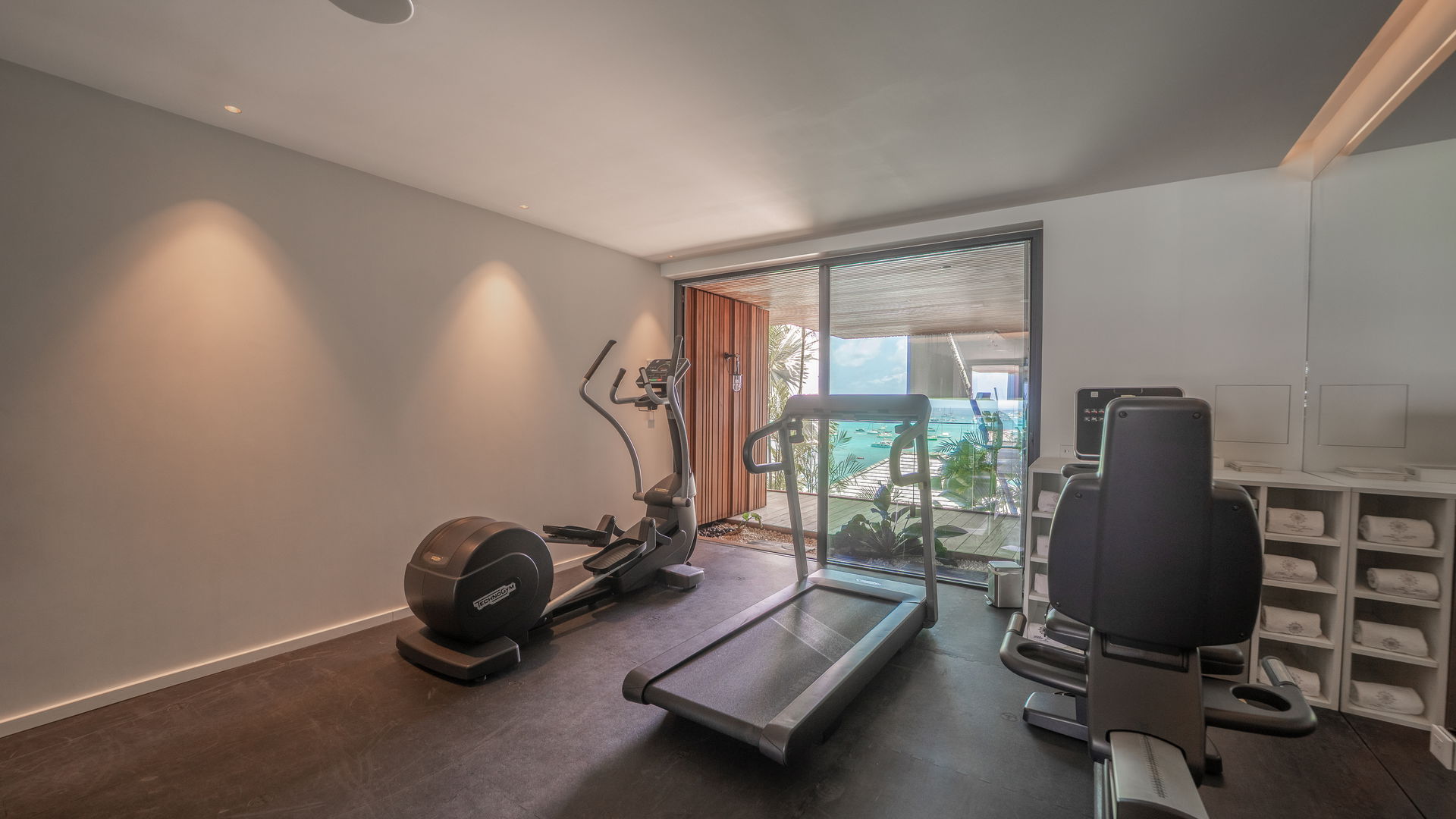 FITNESS AREA