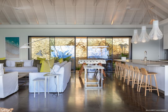 VILLA JUNE LIVING AREA 1