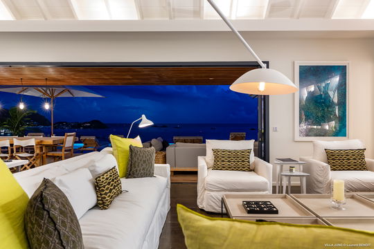 VILLA JUNE LIVING AREA 6