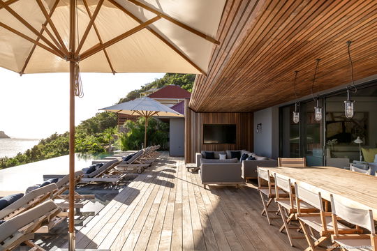 VILLA JUNE OUTDOOR LOUNGE AREA 4