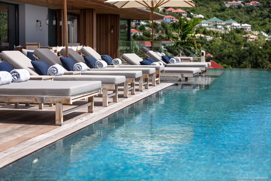 VILLA JUNE POOL & TERRACE 13