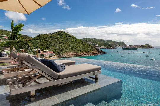 VILLA JUNE POOL & TERRACE 9