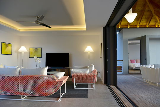 VILLA EDUNIA LIVING AREA 2