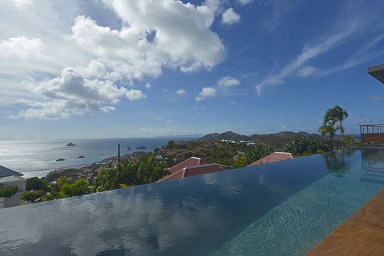 VILLA EDUNIA POOL & TERRACE 8
