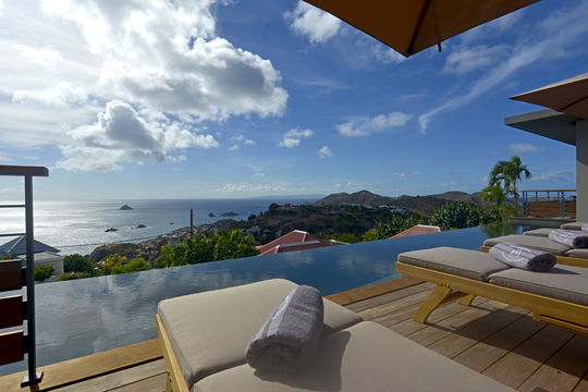 VILLA EDUNIA POOL & TERRACE 9