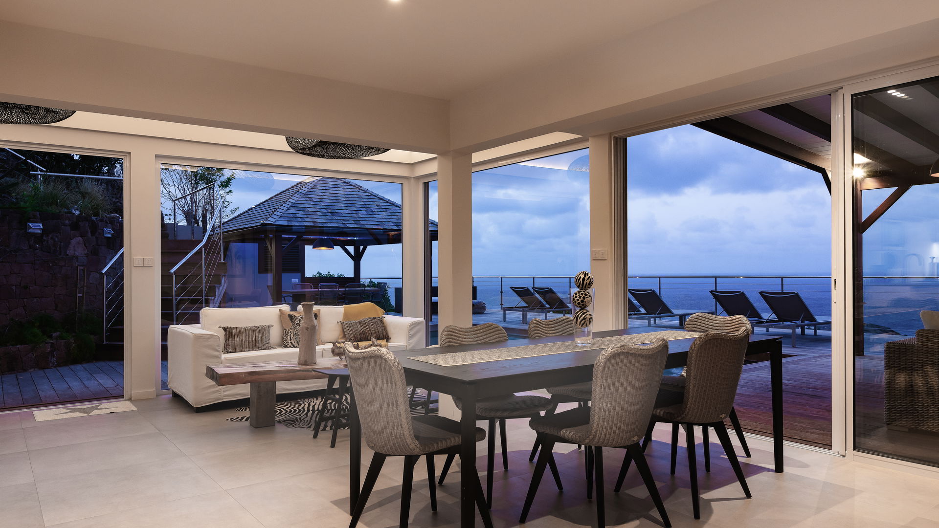 LIVING & DINING AREA