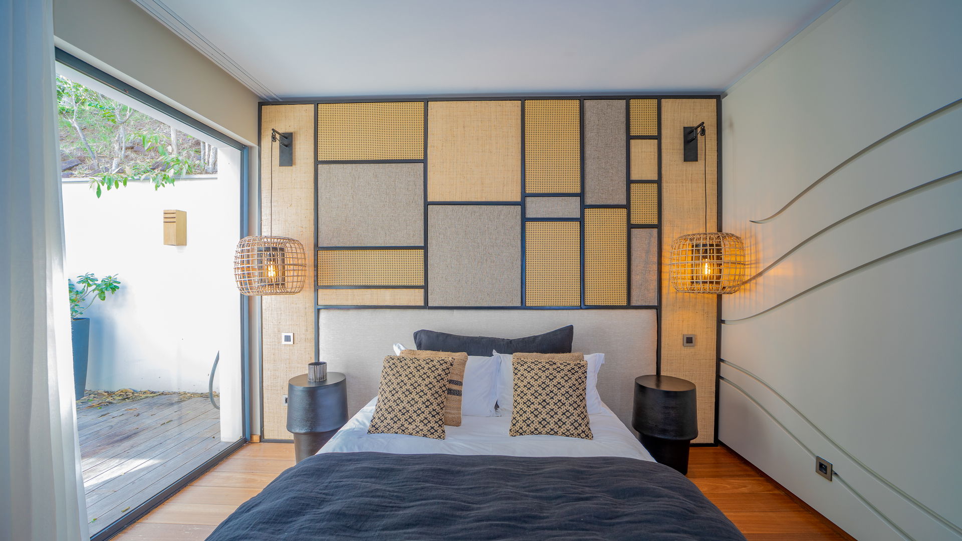 BEDROOM 7