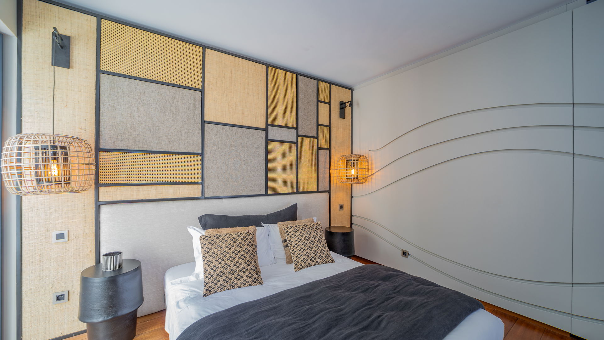 BEDROOM 7