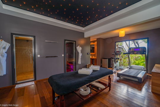 VILLA JADE FITNESS & SAUNA 6