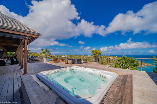VILLA JADE JACUZZI & LOUNGE AREAS 6