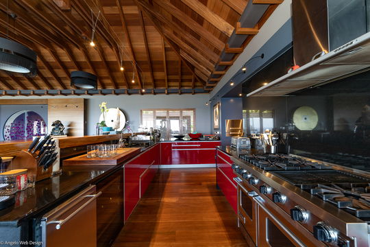 VILLA JADE KITCHEN & DINING AREA 7