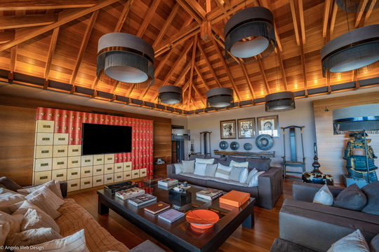 VILLA JADE LIVING AREA 3