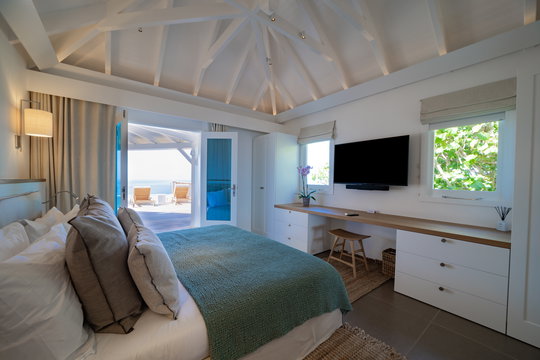 VILLA LUNA BEDROOM1 1