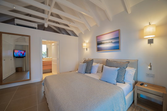 VILLA LUNA BEDROOM2 1