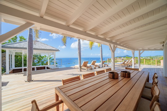 VILLA LUNA KITCHEN & DINING AREA 8