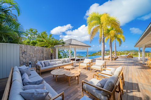 VILLA LUNA LIVING AREA 4