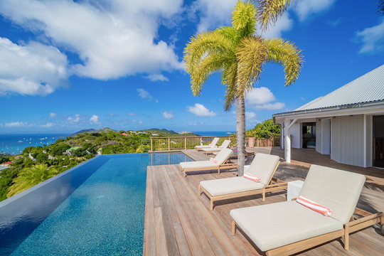 VILLA LUNA POOL & TERRACE 3