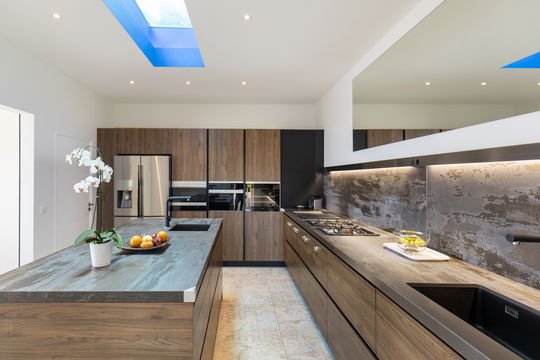 VILLA KRYSTEL KITCHEN & DINING AREA 7