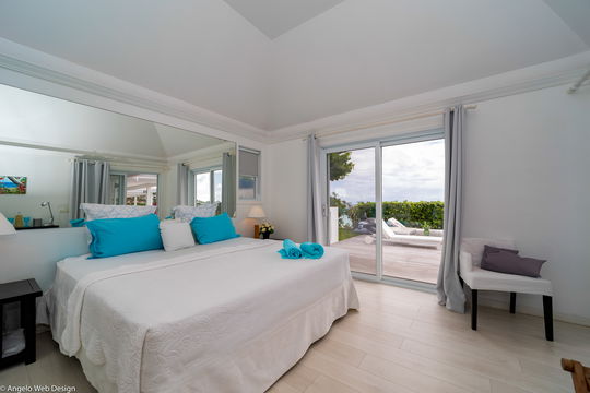 VILLA MINOU BEDROOM1 1