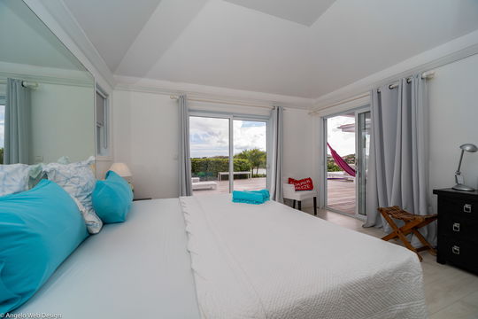 VILLA MINOU BEDROOM1 3