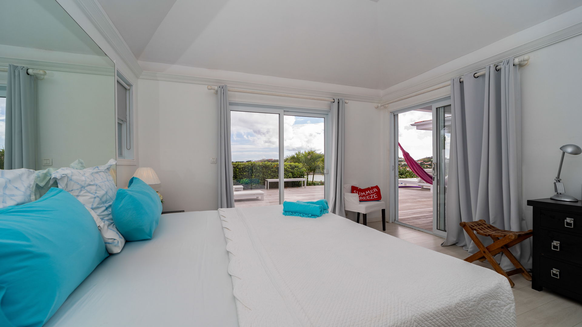 BEDROOM 1