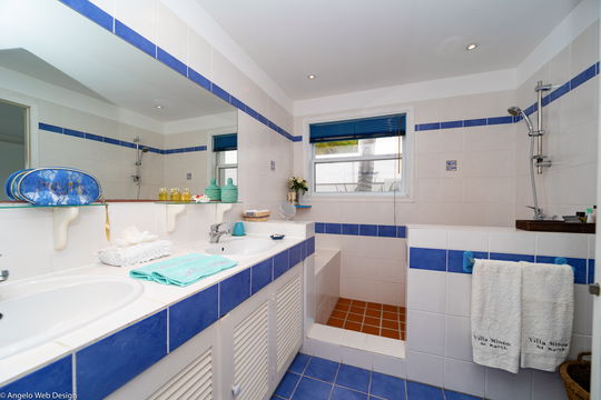 VILLA MINOU BEDROOM1 4