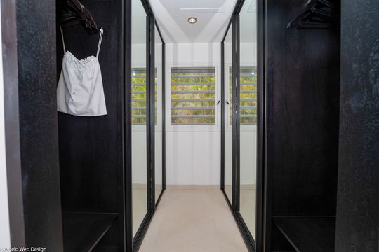 VILLA MINOU BEDROOM2 6