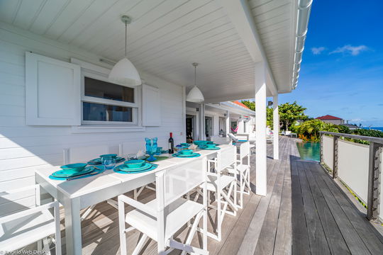 VILLA MINOU KITCHEN & DINING AREA 6